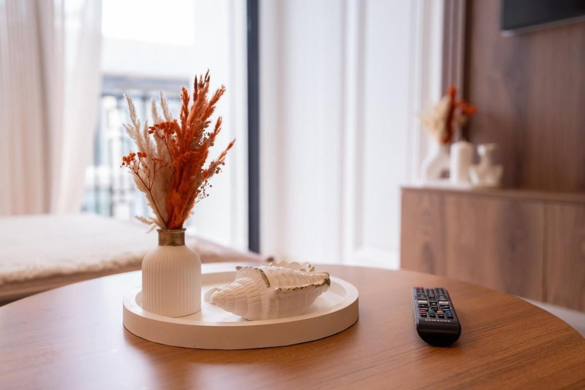 Apartment Elegant Balconies & Parking Maarif Casablanca
