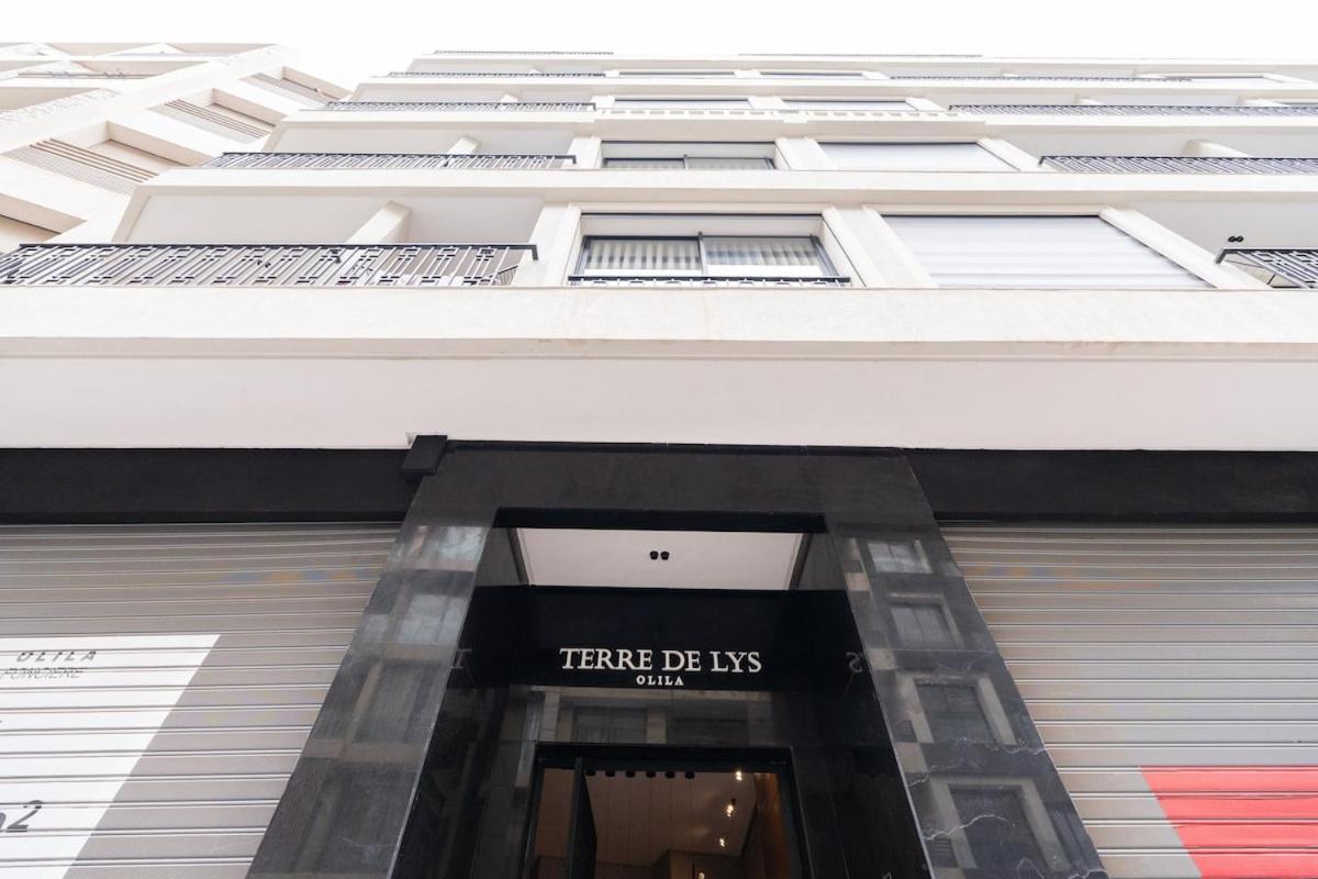 Apartment Elegant Balconies & Parking Maarif *